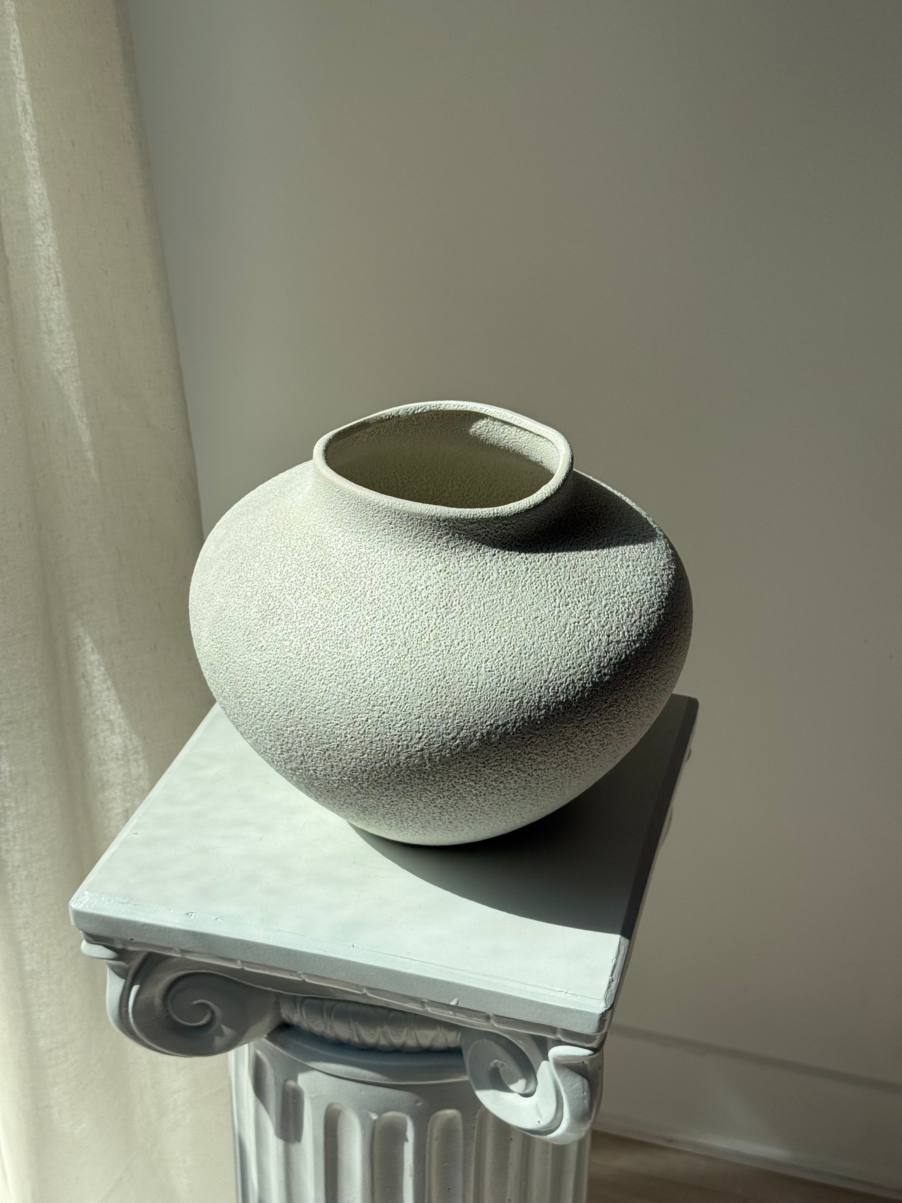 Sora Vase
