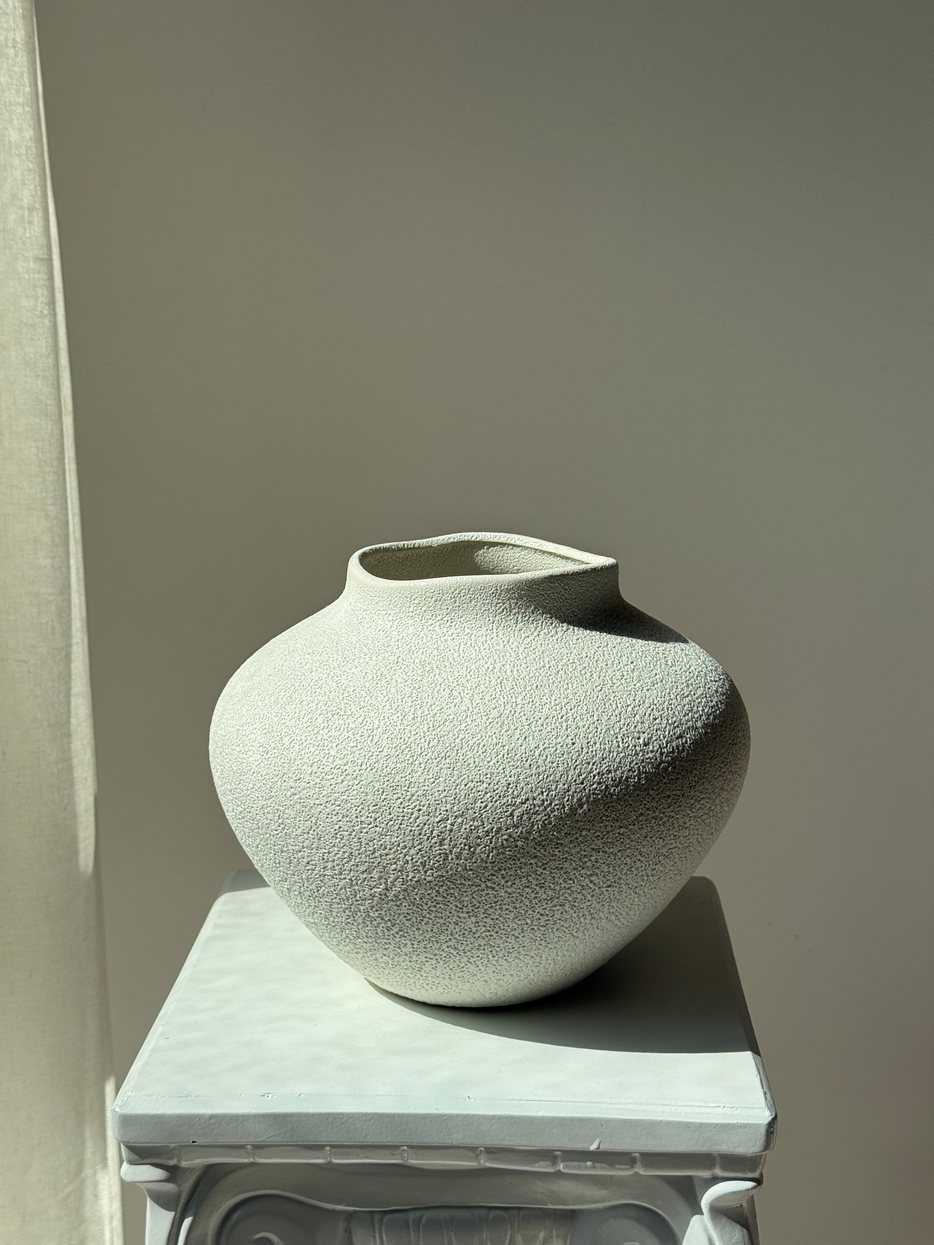 Sora Vase